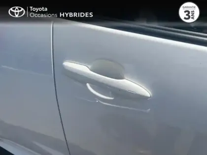 Photo 12 Toyota Yaris  116h Dynamic Business 5p + Programme Beyond Zero Academy MY22