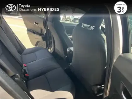 Photo 6 Toyota C-HR  122h Design 2WD E-CVT RC18