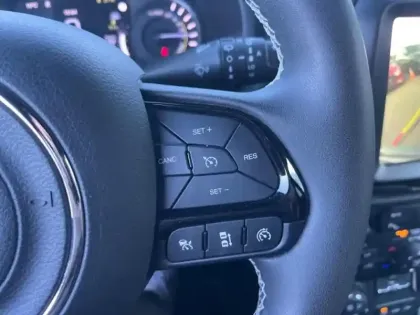 Photo 13 Jeep Renegade  1.3 GSE T4 190ch 4xe 80th Anniversary AT6 MY21