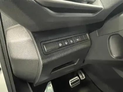 Photo 8 Peugeot 3008  HYBRID 225ch GT e-EAT8