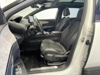 Photo 10 Peugeot 3008  HYBRID 225ch GT e-EAT8