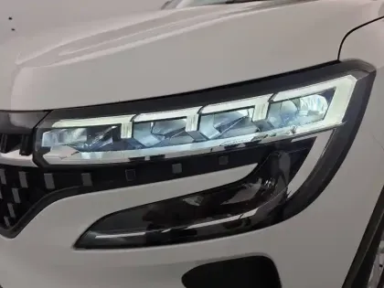 Photo 17 Renault Austral  E-Tech hybrid 200