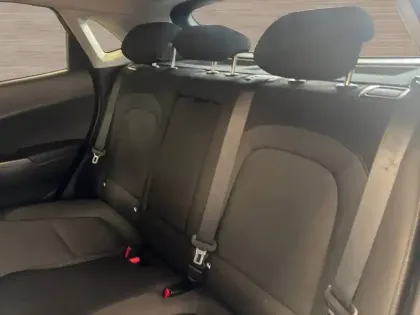 Photo 8 Hyundai Kona  Electrique 64 kWh - 204 ch