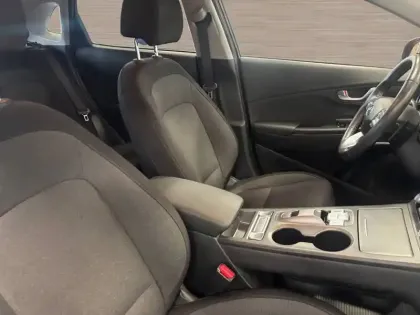 Photo 14 Hyundai Kona  Electrique 64 kWh - 204 ch