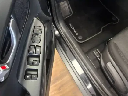 Photo 23 Hyundai Kona  Electrique 64 kWh - 204 ch