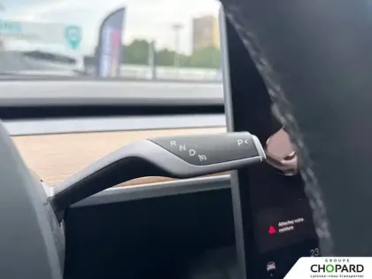 Photo 18 Tesla Model Y  Grande Autonomie Dual Motor AWD