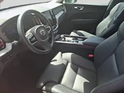 Photo 8 Volvo XC60  T6 AWD Hybride rechargeable 253 ch+145 ch Geartronic 8