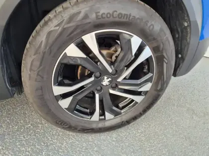 Photo 25 Peugeot 2008  PureTech 130 S&S EAT8