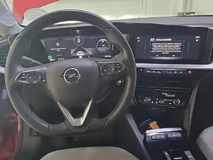 Photo 7 Opel Mokka  Electrique 136 ch & Batterie 50 kWh