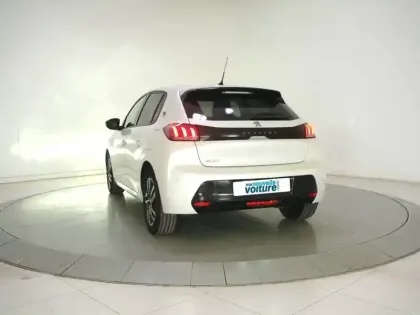 Photo 26 Peugeot 208  PureTech 100 S&S BVM6