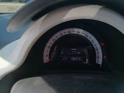 Photo 14 Renault Twingo  III 0.9 TCe 90 Energy E6C