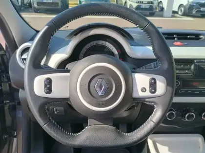 Photo 13 Renault Twingo  III 0.9 TCe 90 Energy E6C