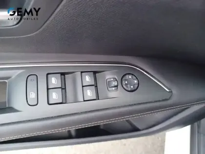 Photo 11 Peugeot 3008  1.2 Puretech 130ch S&S BVM6