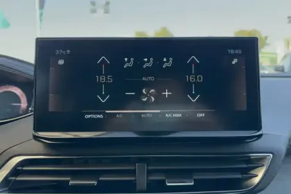Photo 17 Peugeot 3008  Puretech 130ch S&S EAT8