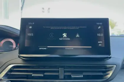 Photo 18 Peugeot 3008  Puretech 130ch S&S EAT8