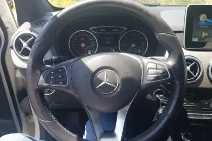 Photo 12 Mercedes Classe B  200 d 7-G DCT