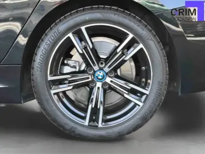 Photo 15 BMW Serie 3 Touring 320e 204 ch BVA8