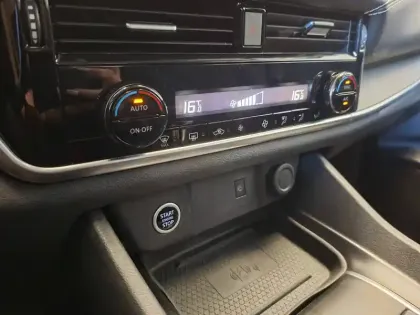 Photo 36 Nissan Qashqai  Mild Hybrid 140 ch