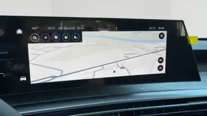 Photo 12 Peugeot 5008  Hybrid 145 ch e-DCS6