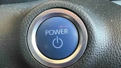 Photo 26 Mazda 2 Mazda Hybrid 1.5L CVT 116 ch