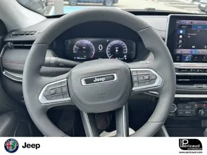 Photo 8 Jeep Compass  1.5 Turbo T4 130 ch e-Hybrid BVR7