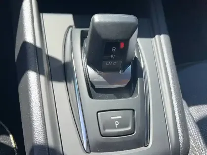 Photo 12 Renault Captur  E-Tech full hybrid 160 ch
