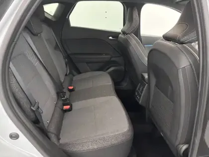 Photo 24 Renault Captur  E-Tech full hybrid 145 ch
