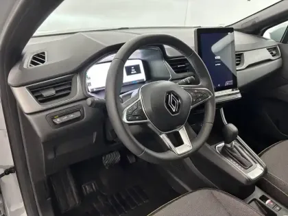 Photo 18 Renault Captur  E-Tech full hybrid 145 ch