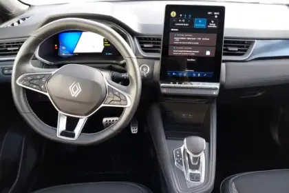 Photo 8 Renault Symbioz  E-Tech full hybrid 145