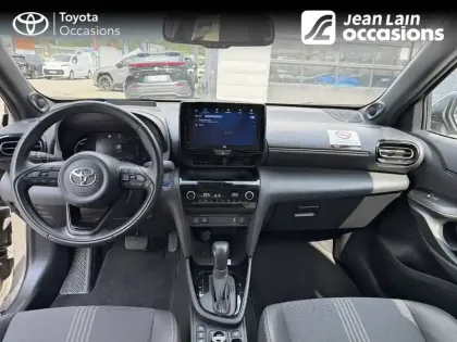 Photo 17 Toyota Yaris  Cross Hybride 116h AWD-i
