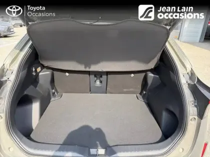 Photo 9 Toyota Yaris  Cross Hybride 116h AWD-i