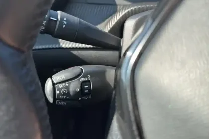 Photo 47 Peugeot 208  PureTech 75 S&S BVM5