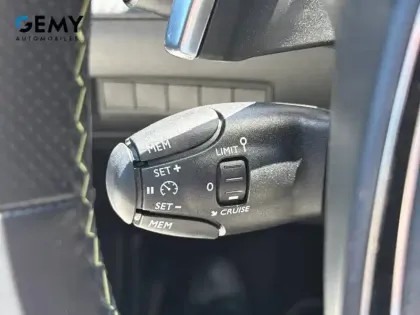Photo 19 Peugeot 208  Hybrid 145 ch e-DCS6