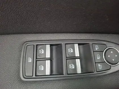 Photo 42 Renault Captur  TCe 90