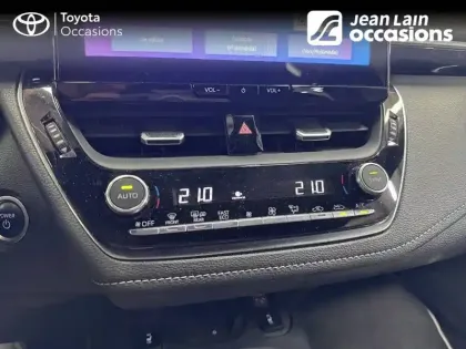 Photo 13 Toyota Corolla  Hybride 140ch