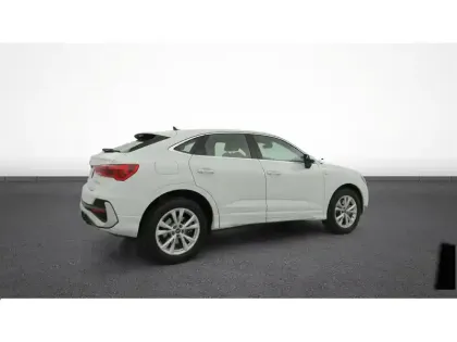 Photo 8 Audi Q3  45 TFSIe 245 ch S tronic 6