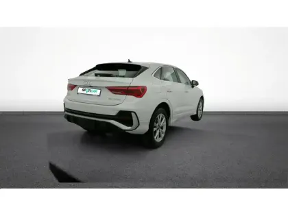 Photo 7 Audi Q3  45 TFSIe 245 ch S tronic 6