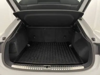 Photo 12 Audi Q3  45 TFSIe 245 ch S tronic 6