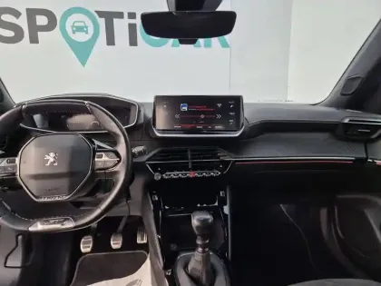 Photo 22 Peugeot 2008  PureTech 130 S&S BVM6