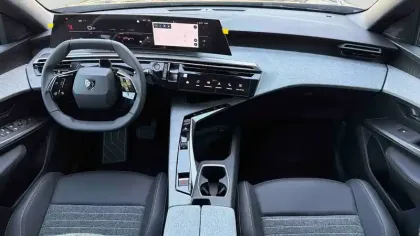 Photo 19 Peugeot 3008  Hybrid 145 e-DCS6