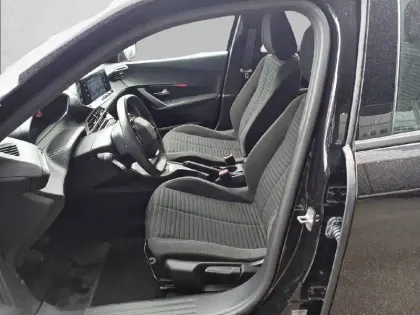 Photo 10 Peugeot 2008  PureTech 100 S&S BVM6