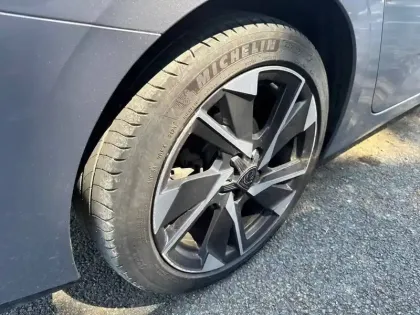 Photo 12 Peugeot 308  SW PureTech 130ch S&S EAT8