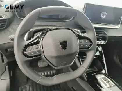 Photo 12 Peugeot 2008  Hybrid 145 e-DCS6