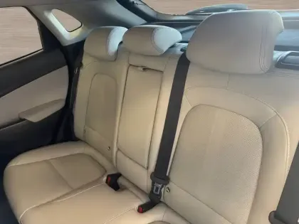 Photo 12 Hyundai Kona  Electrique 64 kWh - 204 ch