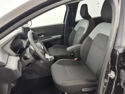 Photo 17 Dacia Jogger  Hybrid 155 7 pl