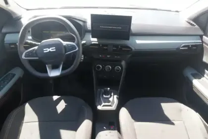 Photo 8 Dacia Jogger  Hybrid 155 7 pl