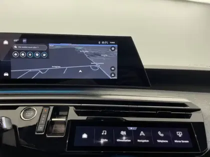 Photo 19 Peugeot 3008  Hybrid 136 e-DCS6