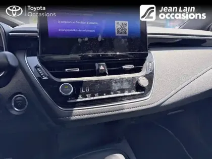 Photo 13 Toyota Corolla  Hybride 140ch