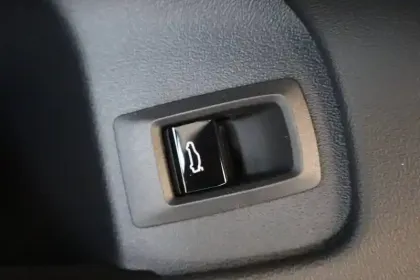 Photo 38 BMW Serie 5 Touring 540d xDrive 303 ch BVA8