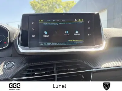Photo 16 Peugeot 2008  Electrique 136 ch